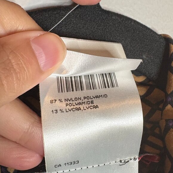 Marc Cain stretchy patterned abstract mock neck top - Picture 3 of 5